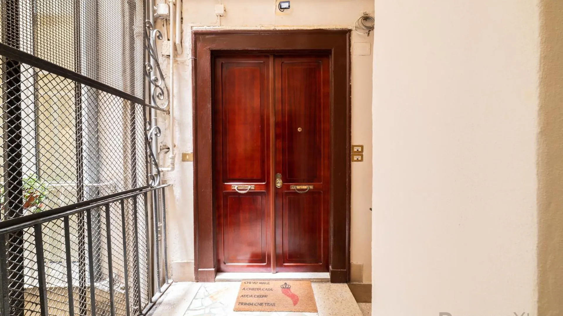 Apartmán De Cesare53 By Domusextra Neapol